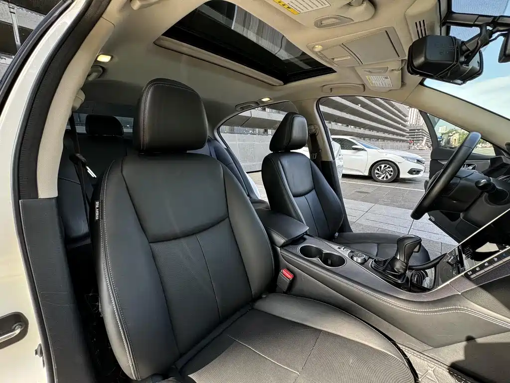 Infiniti Q50L — миниатюра 16