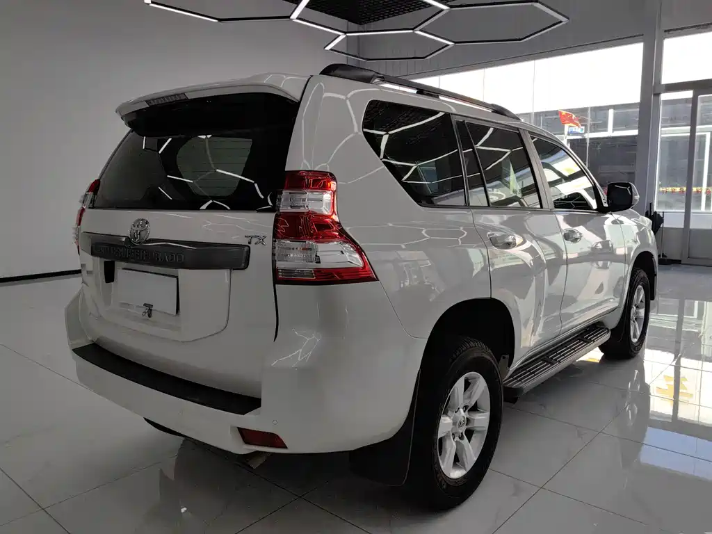 Toyota Prado — миниатюра 7