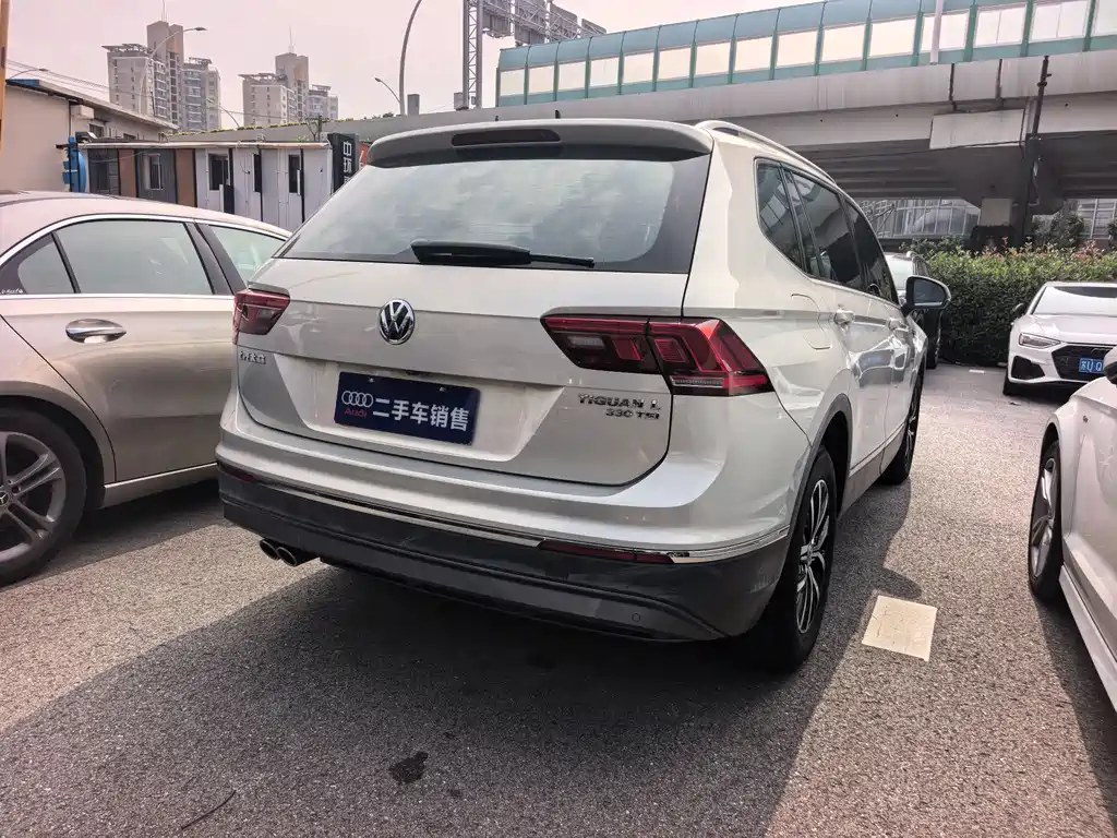 Volkswagen Tiguan L — миниатюра 6