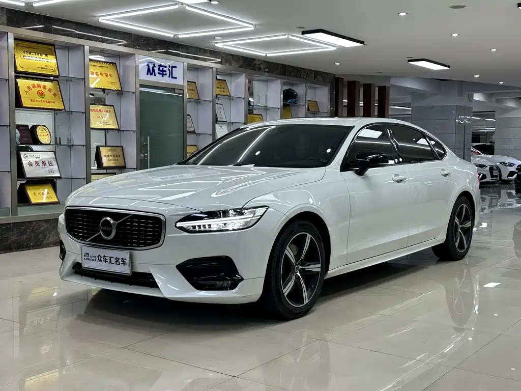 Volvo S90 2019