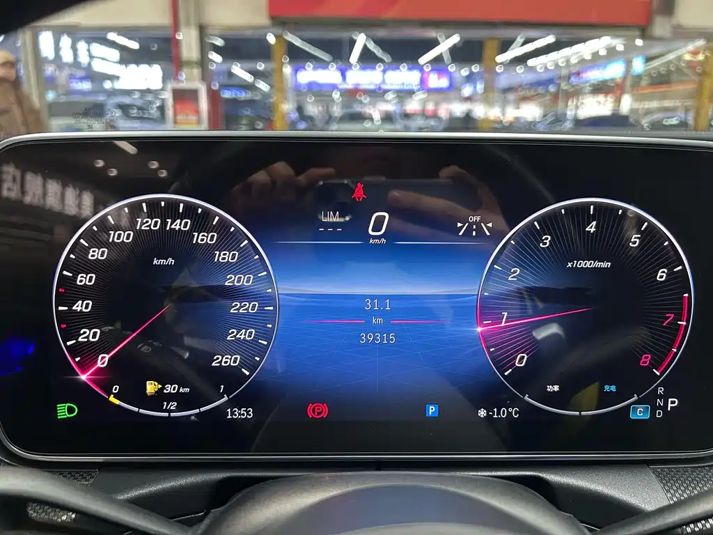 MERCEDES-BENZ C CLASS