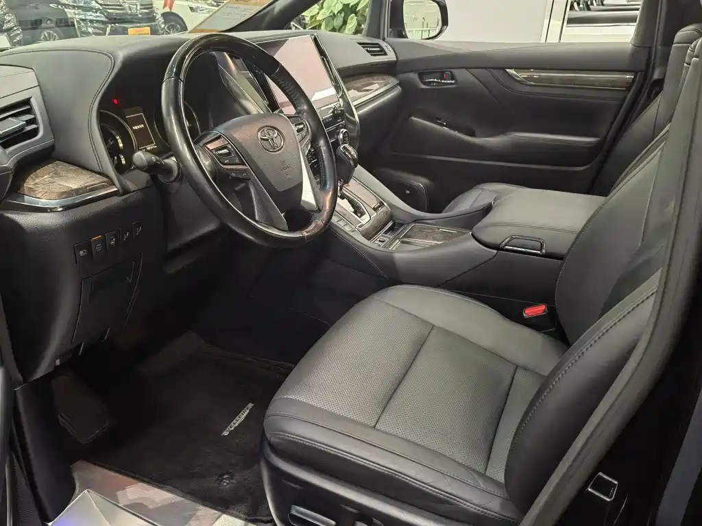 Toyota Vellfire 2021 2.5L HV