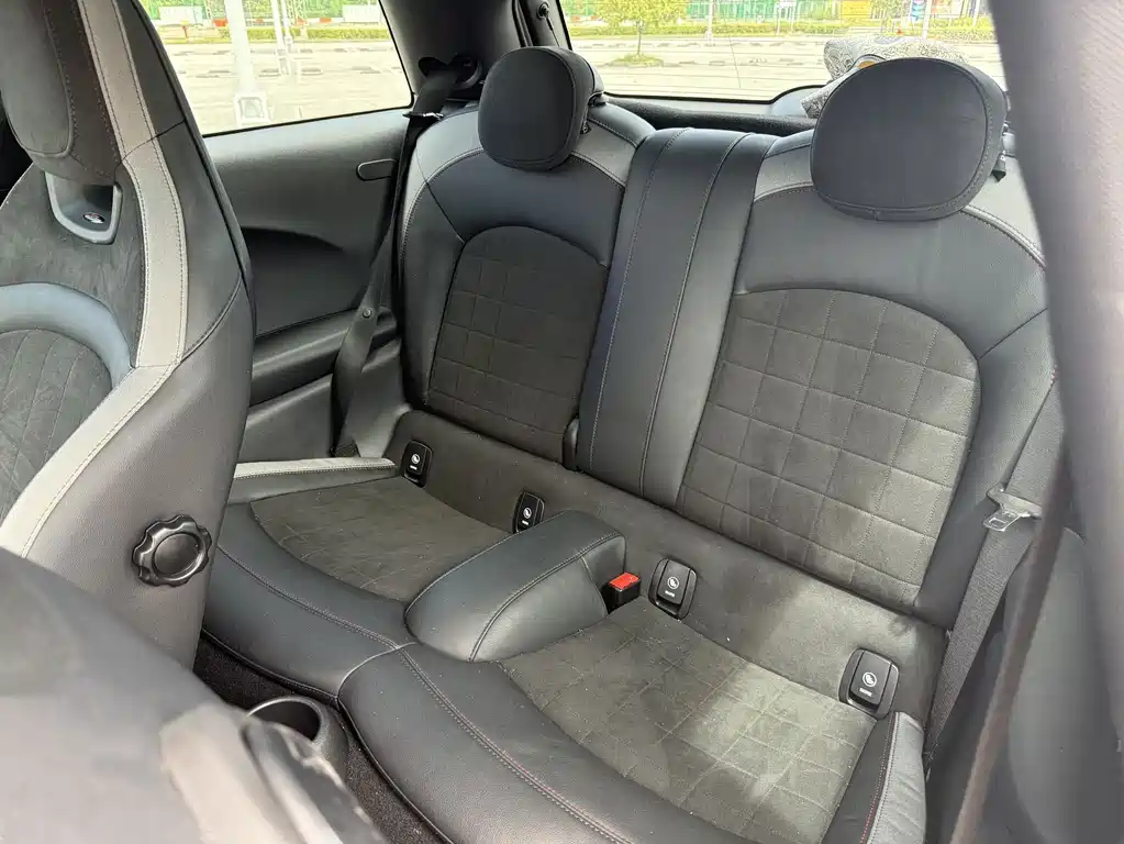 MINI Mini JCW — миниатюра 12