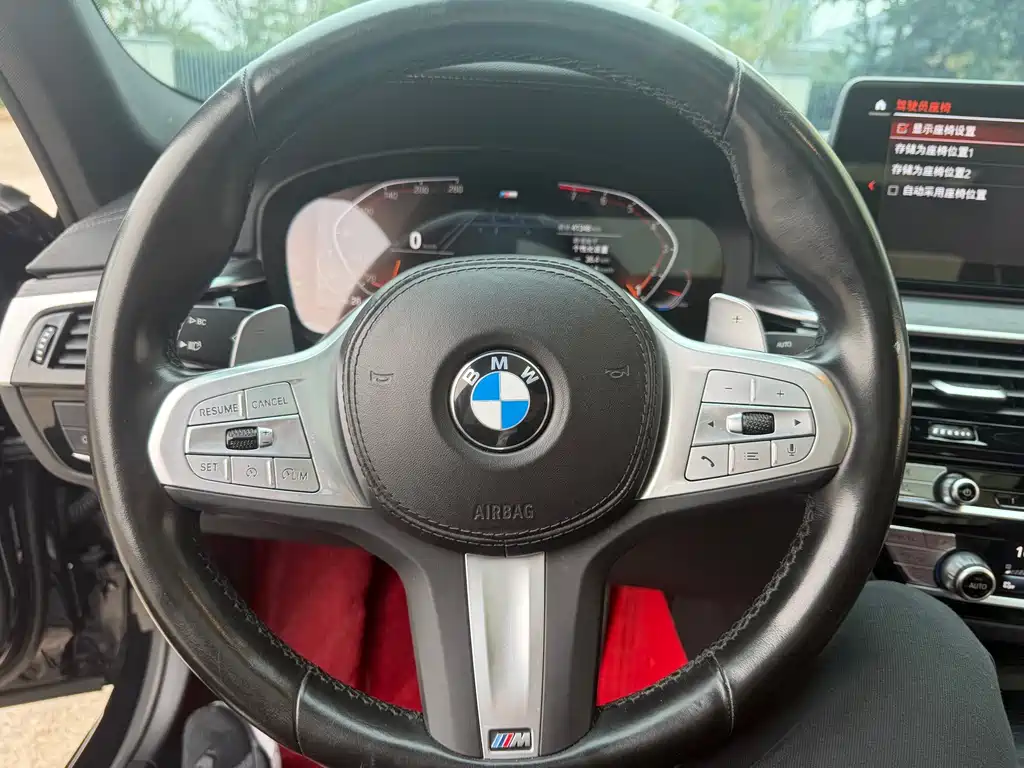 BMW 5 Series — миниатюра 20