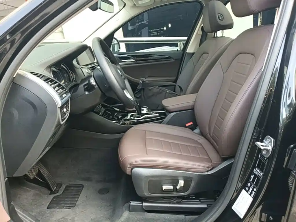 BMW X3 — миниатюра 15