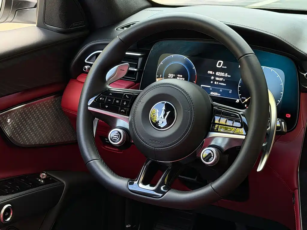 Maserati Grecale — миниатюра 8