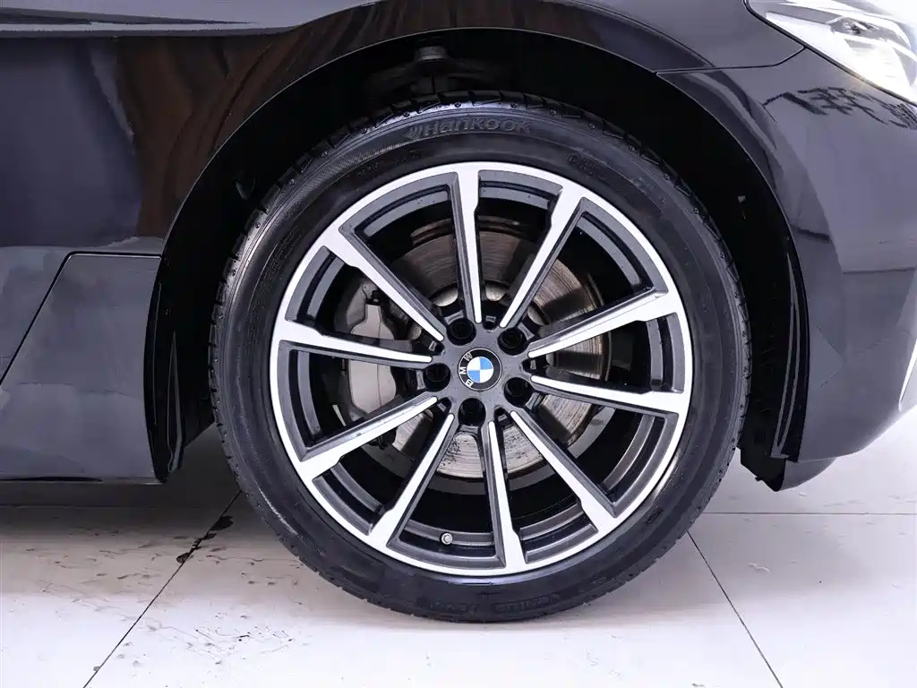 BMW 6 Series GT 630i Luxury Design Package, фото 6