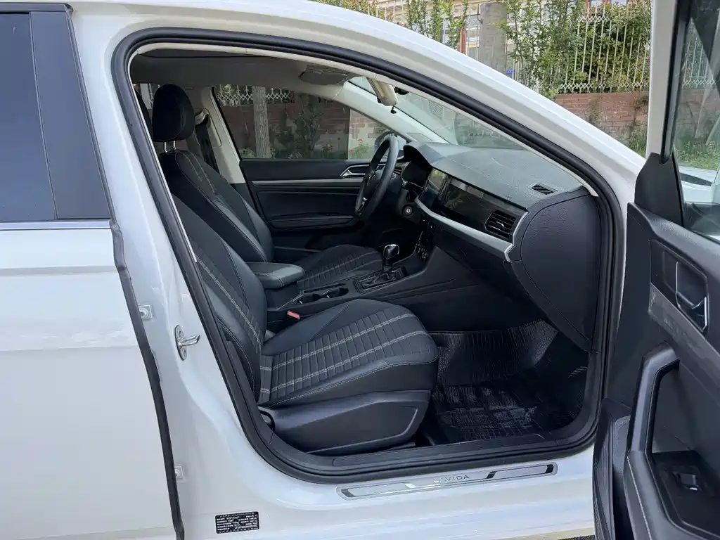 Volkswagen Lavida 2022 1.5L AT Comfort