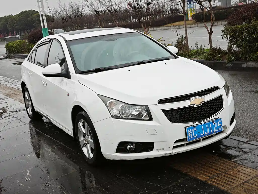 Chevrolet Cruze 2012 1.6L SE MT