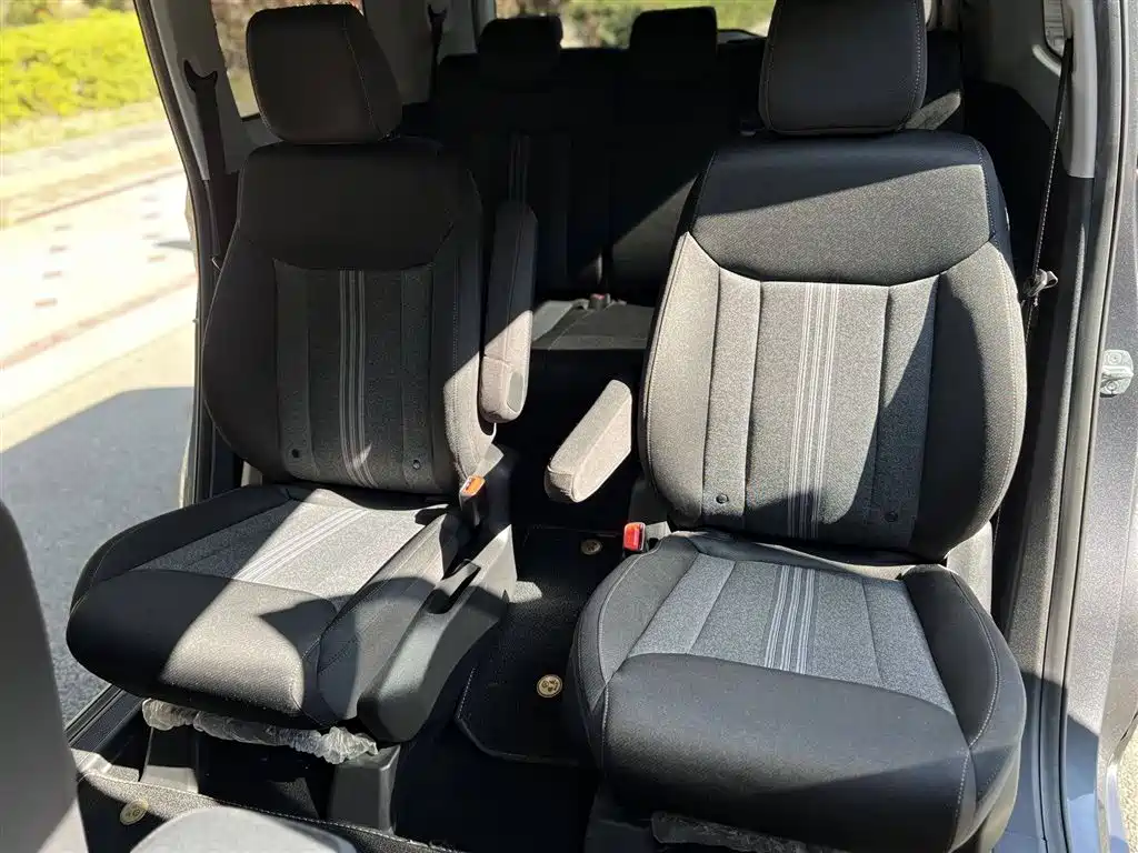 WULING WULING JIACHEN