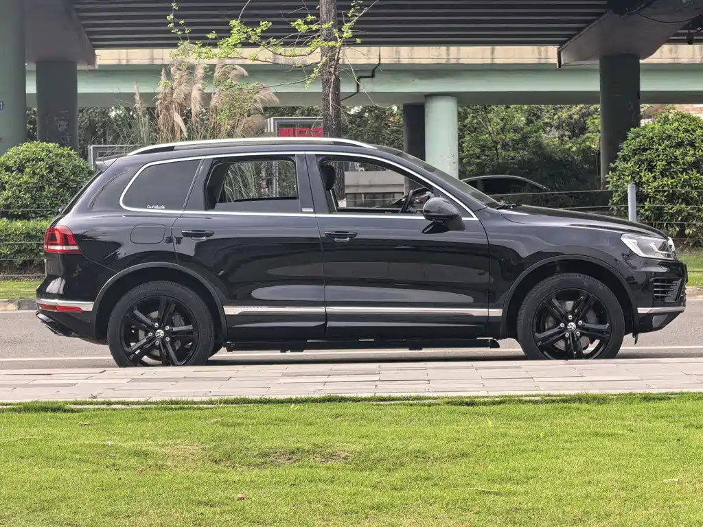 Volkswagen Touareg 2017 3.0TSI Executive