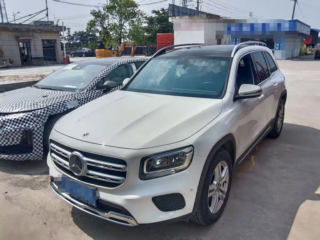 Mercedes-Benz GLB 2021