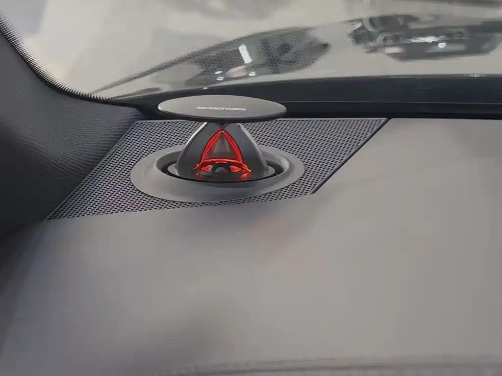 Audi A6L — миниатюра 6
