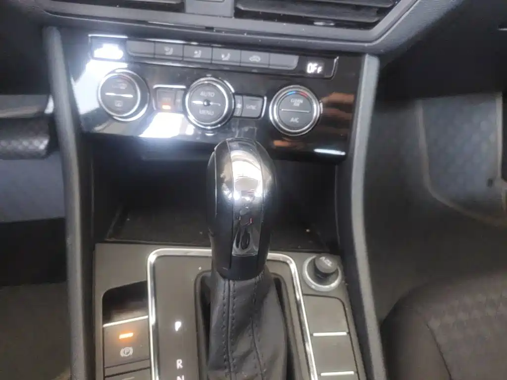 Volkswagen Bora EV — миниатюра 14