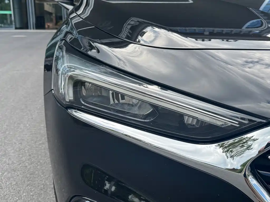 Buick LaCrosse — миниатюра 4