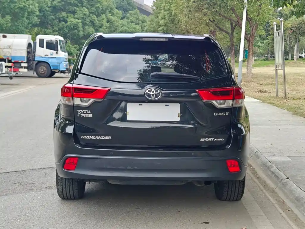 Toyota Highlander — миниатюра 6