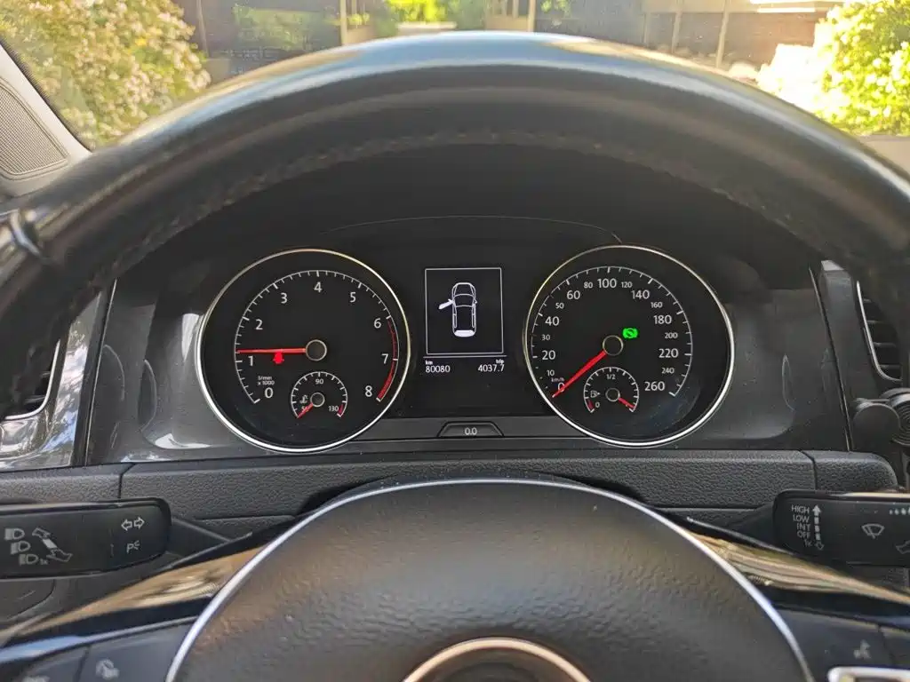 Volkswagen Golf — миниатюра 12