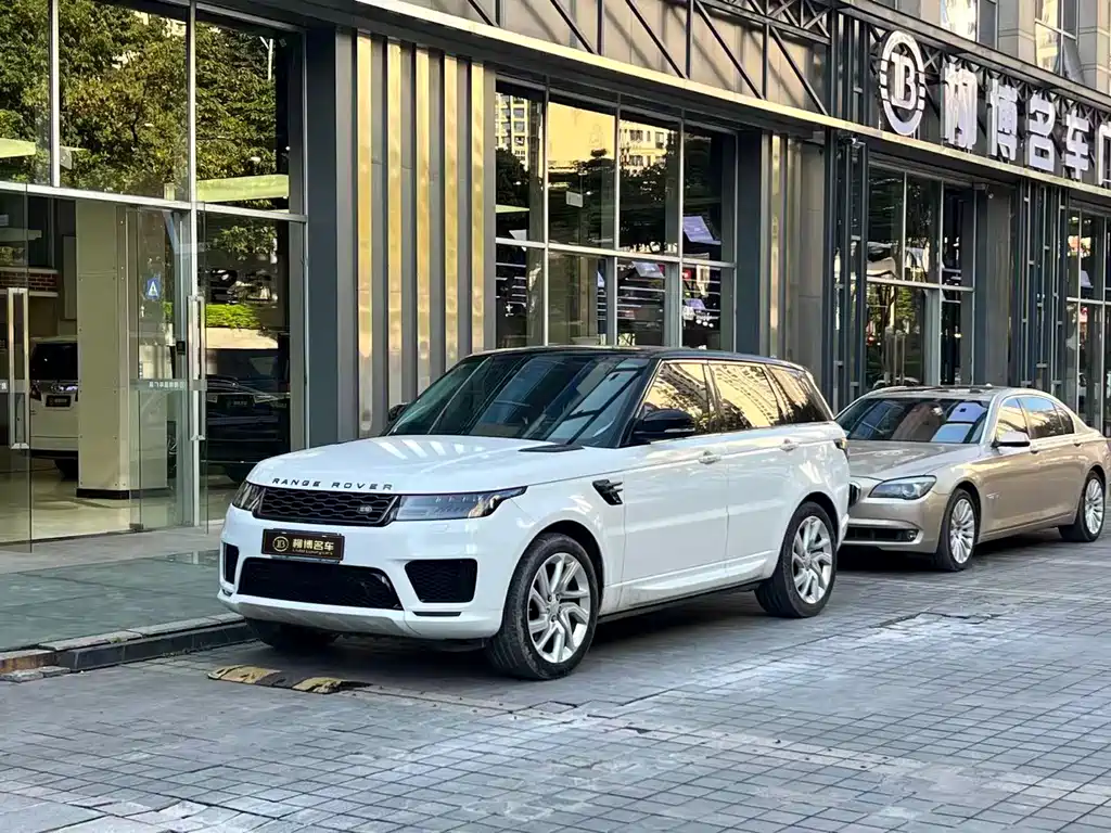 Land Rover Sport 2021