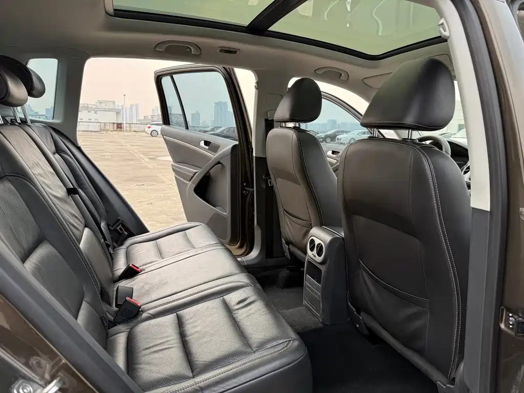 Volkswagen Tiguan — миниатюра 10