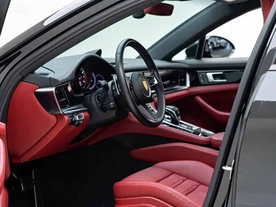 PORSCHE PANAMERA NEW ENERGY