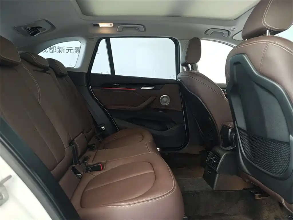 BMW X1 2022 sDrive25Li Lead