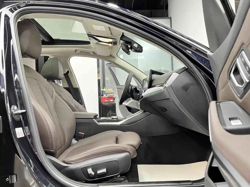 BMW 3 Series — миниатюра 5