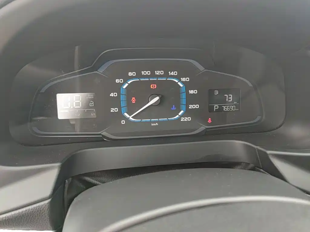 Roewe 360 — миниатюра 12