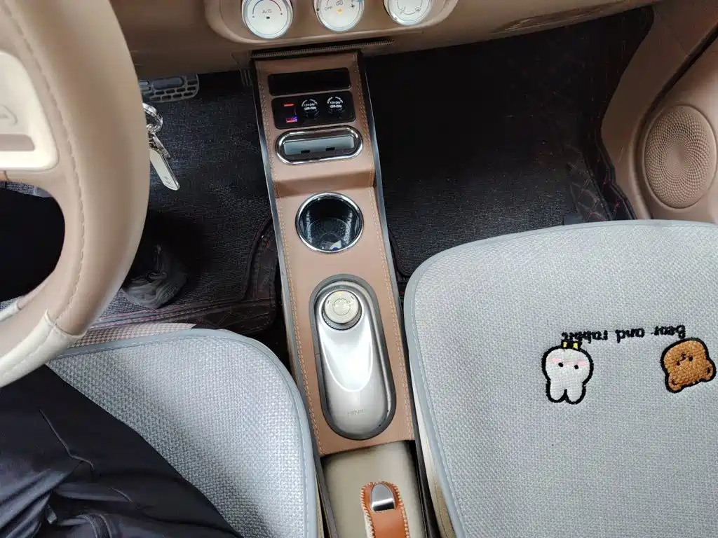 Wuling MINIEV — миниатюра 10