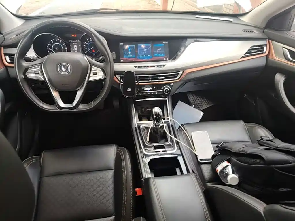 Changan Eado XT — миниатюра 10