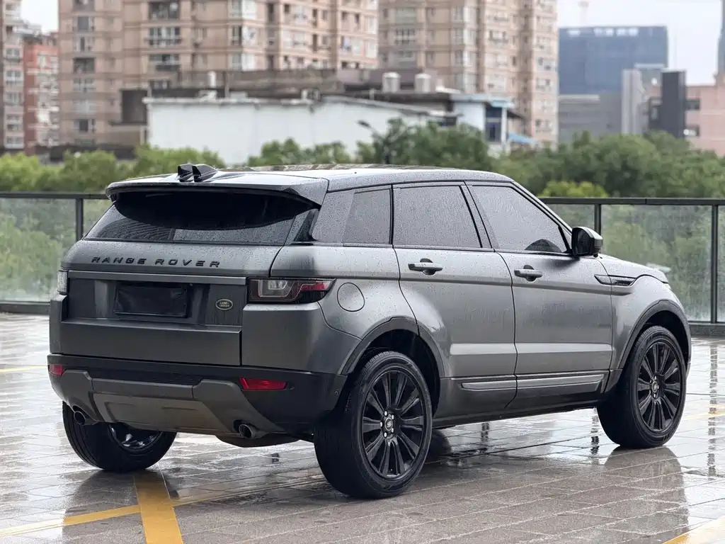 Land Rover Evoque — миниатюра 12