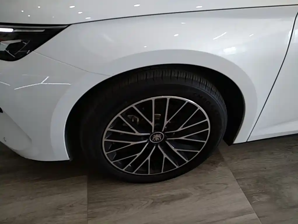 BYD Qin L — миниатюра 23