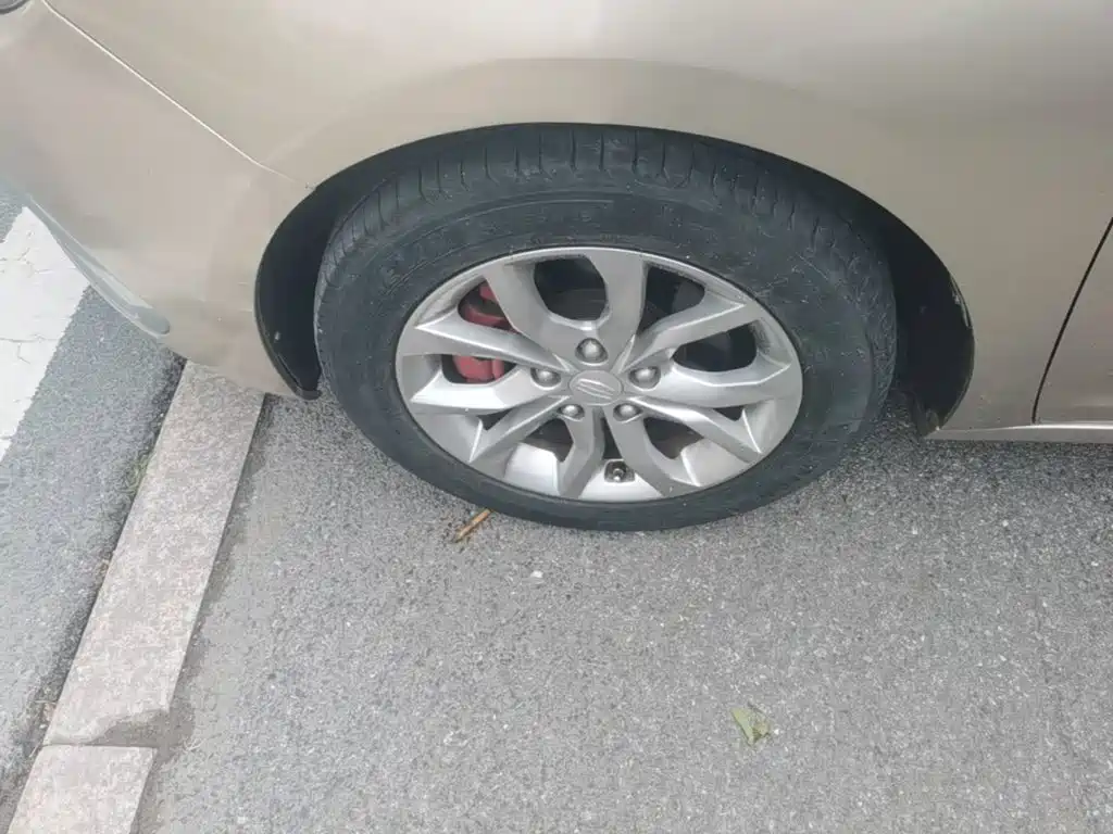 Geely Emgrand GL — миниатюра 23