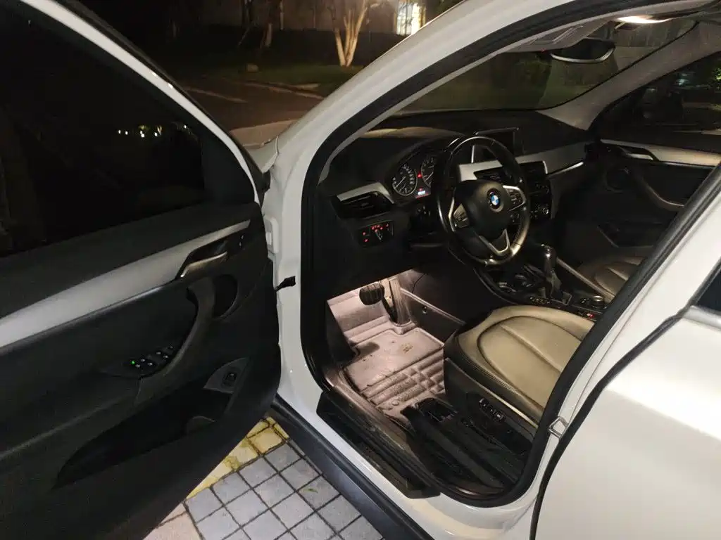 BMW X1 — миниатюра 14