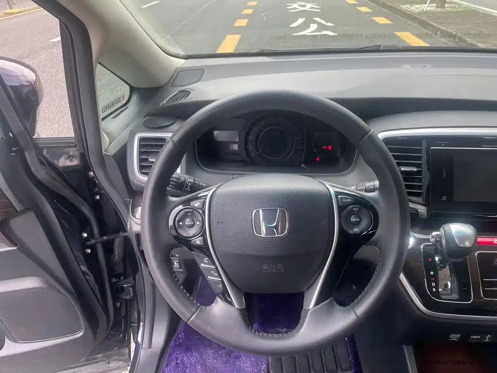 Honda Odyssey — миниатюра 3