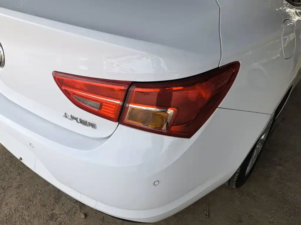 Buick Verano — миниатюра 8