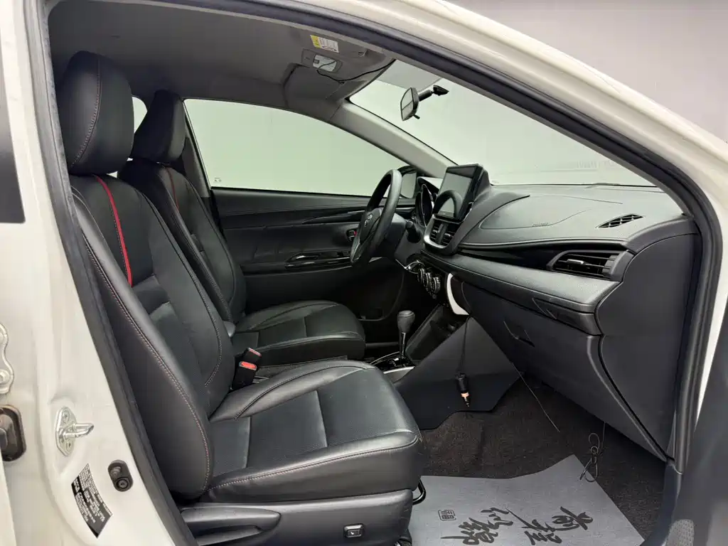 TOYOTA YARIS L ZHIXUAN