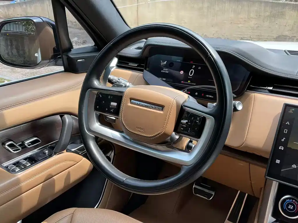 Land Rover Range Rover — миниатюра 10
