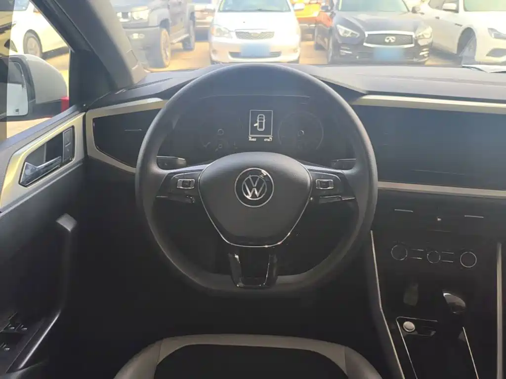 Volkswagen Polo — миниатюра 11