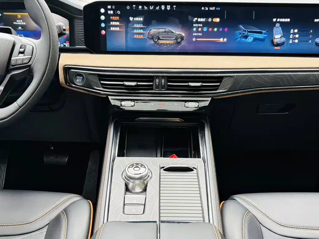 Ford Explorer — миниатюра 11