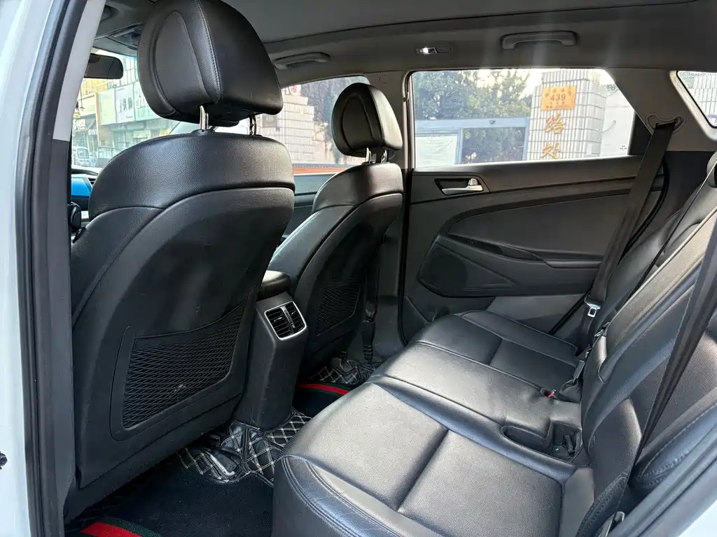 Hyundai Tucson — миниатюра 6