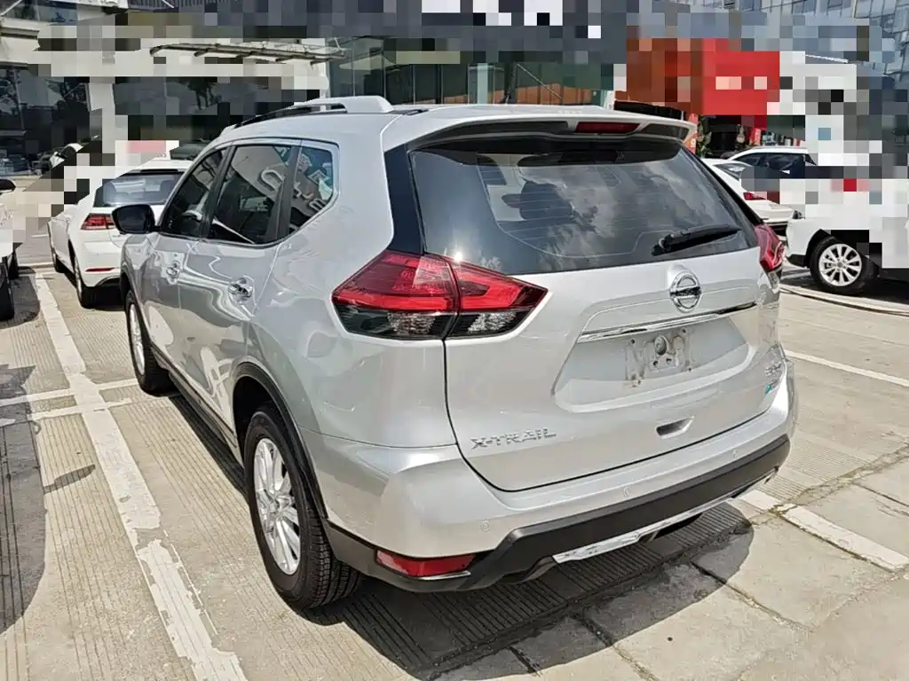 Nissan X-Trail — миниатюра 5