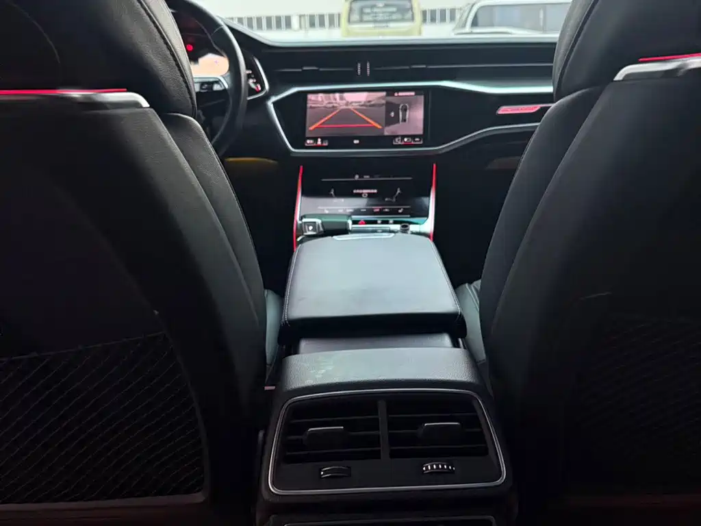 Audi A6L — миниатюра 7