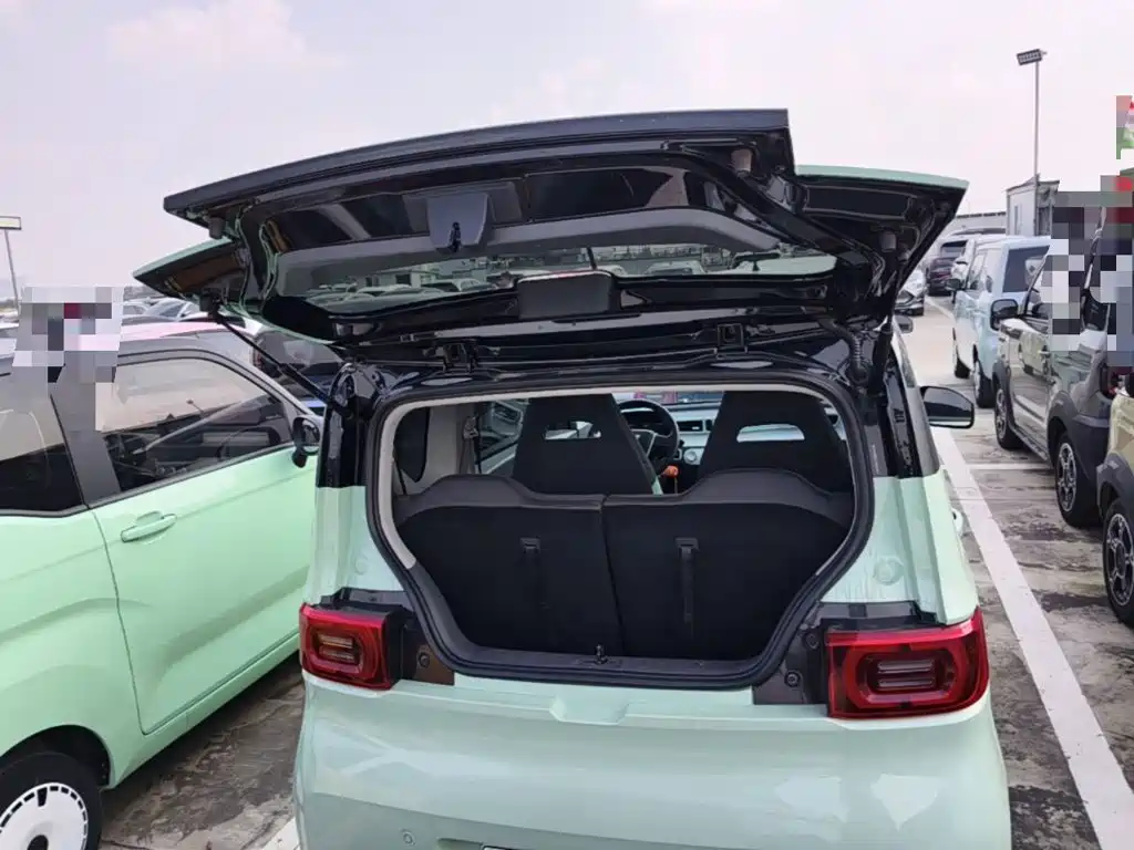 Wuling MINIEV — миниатюра 19