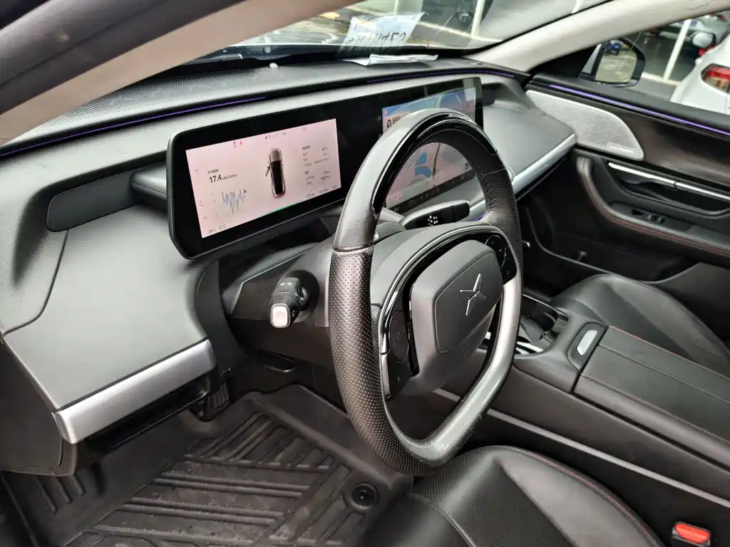 XPeng P7 — миниатюра 10