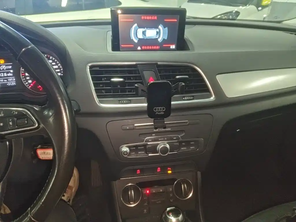 Audi Q3 — миниатюра 18