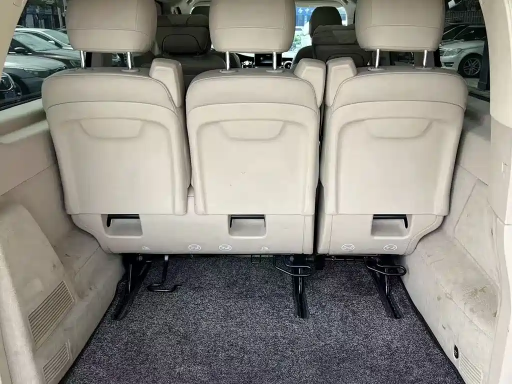 Mercedes-Benz V-Class — миниатюра 9