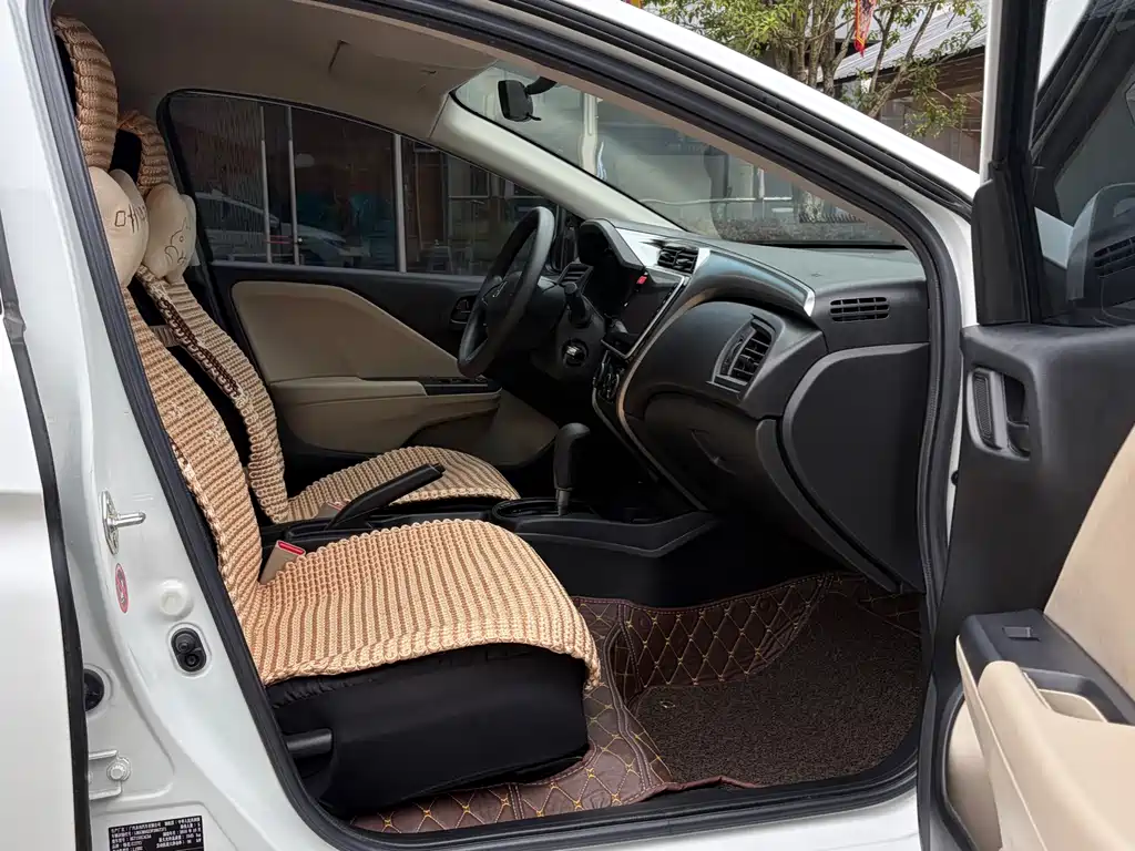 Honda City — миниатюра 9