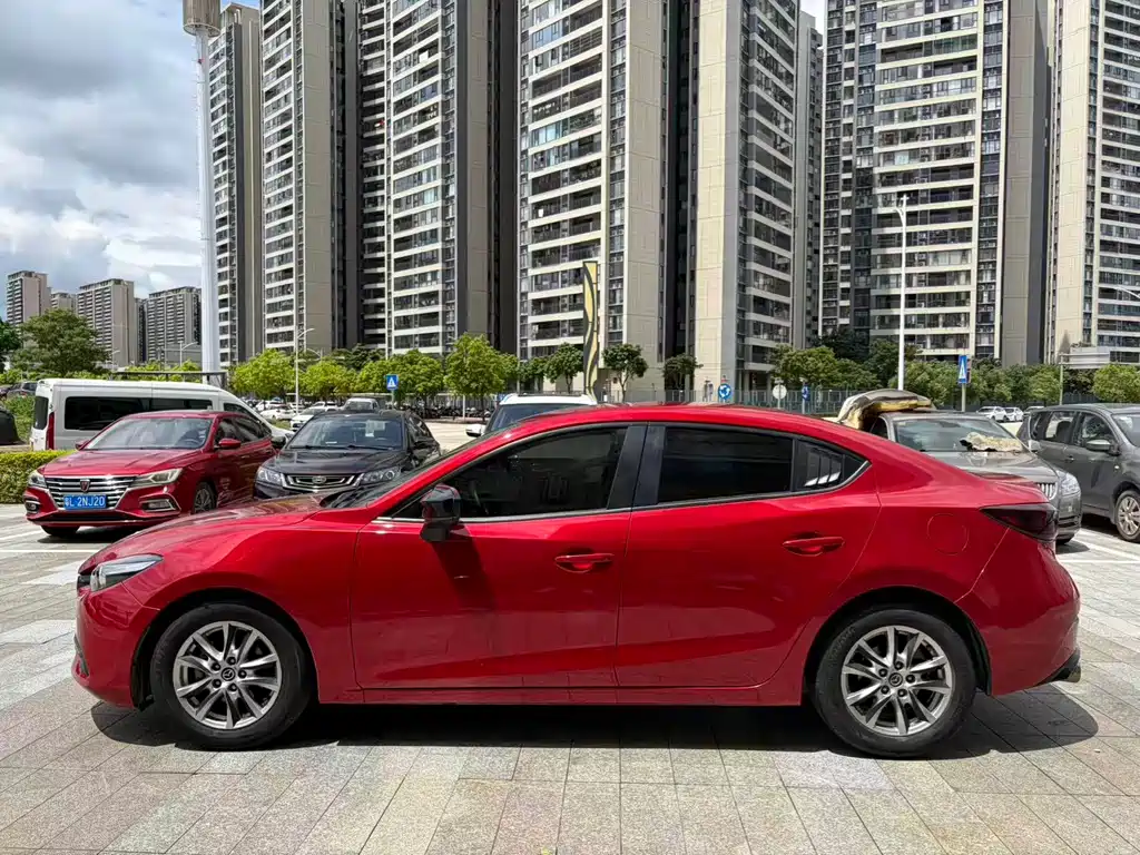 Mazda 3 Axela — миниатюра 4