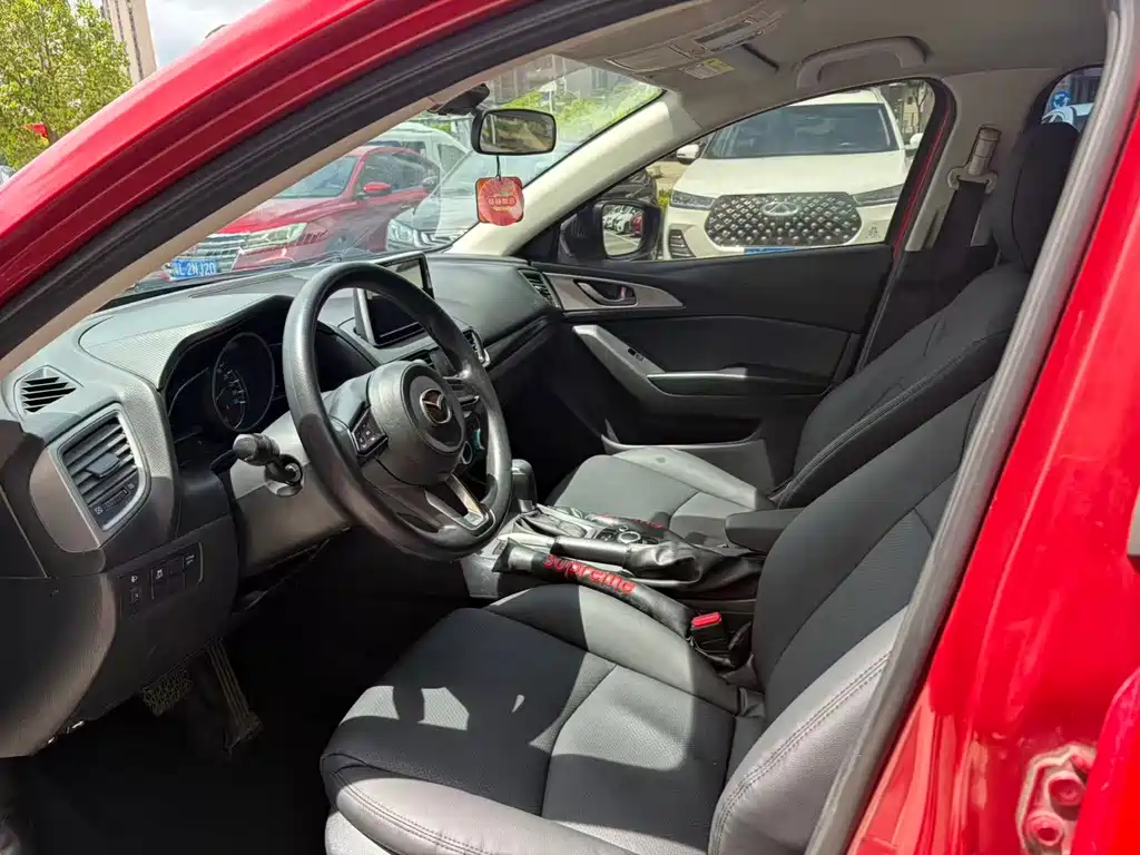 Mazda 3 Axela — миниатюра 7