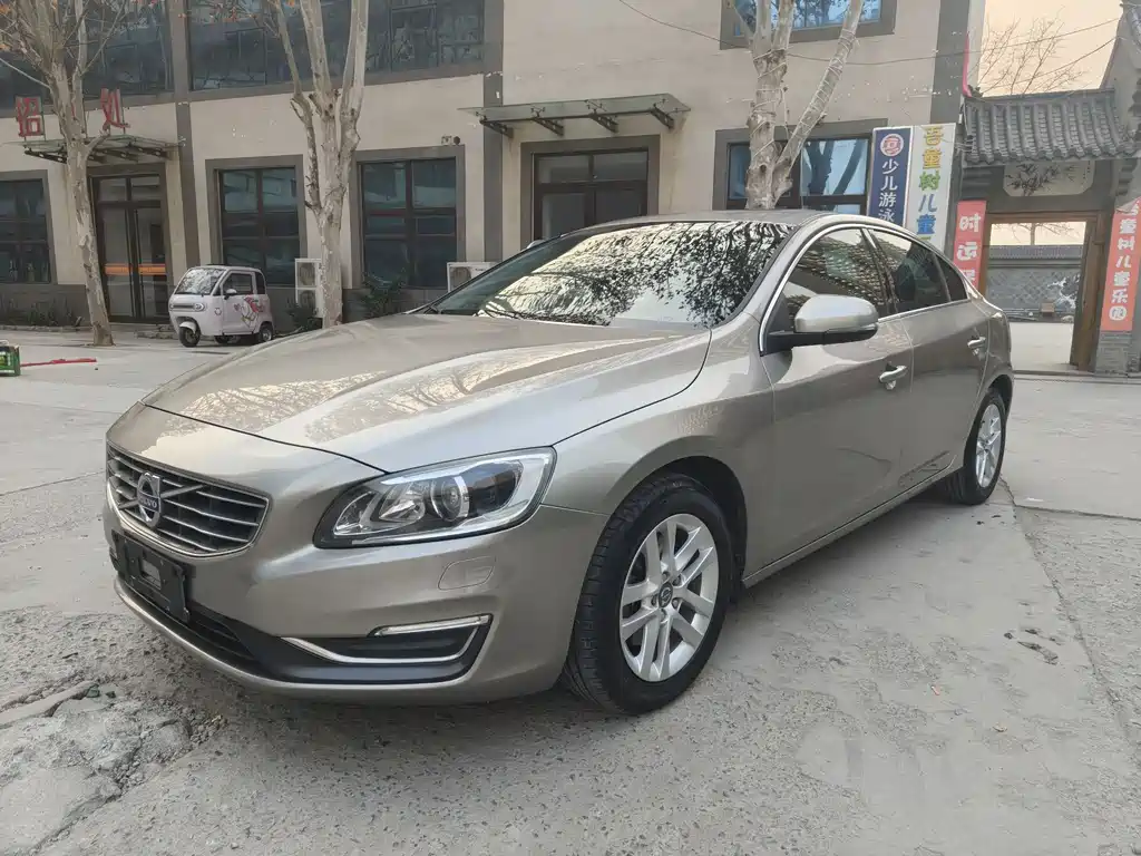 Volvo S60 2014